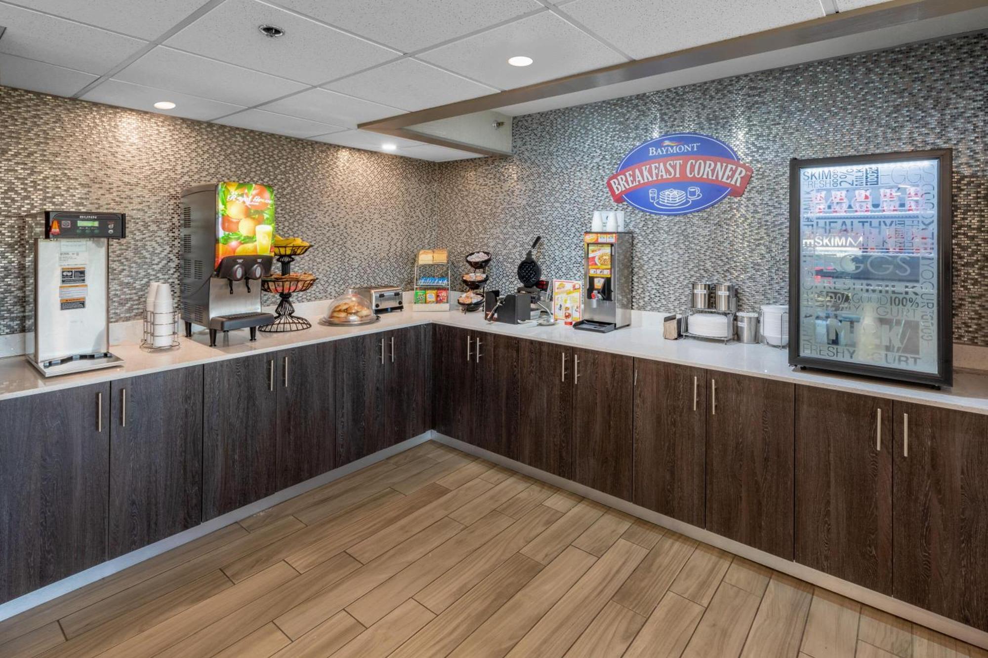 Baymont By Wyndham Pharr Hotel McAllen