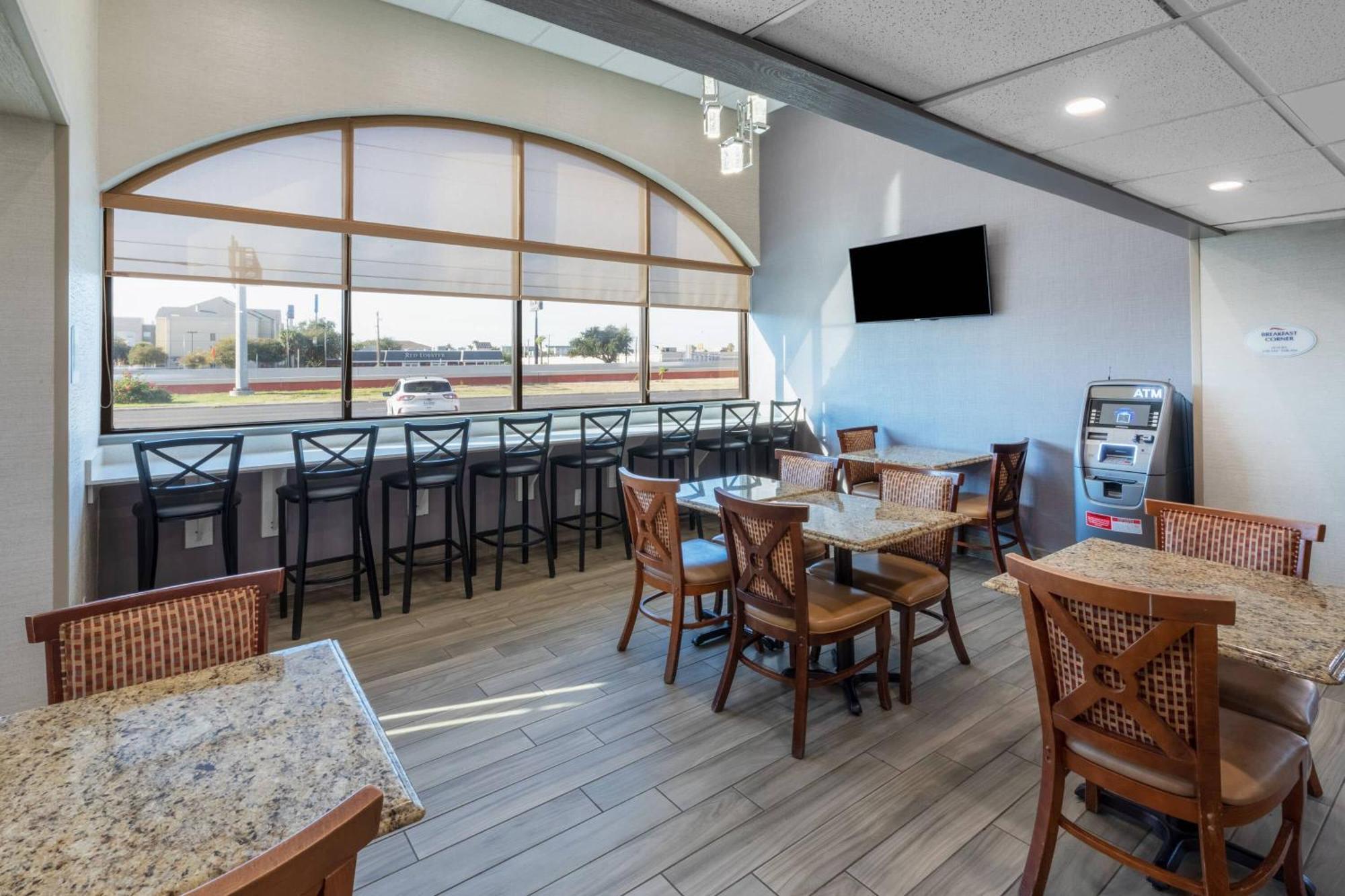 Baymont By Wyndham Pharr